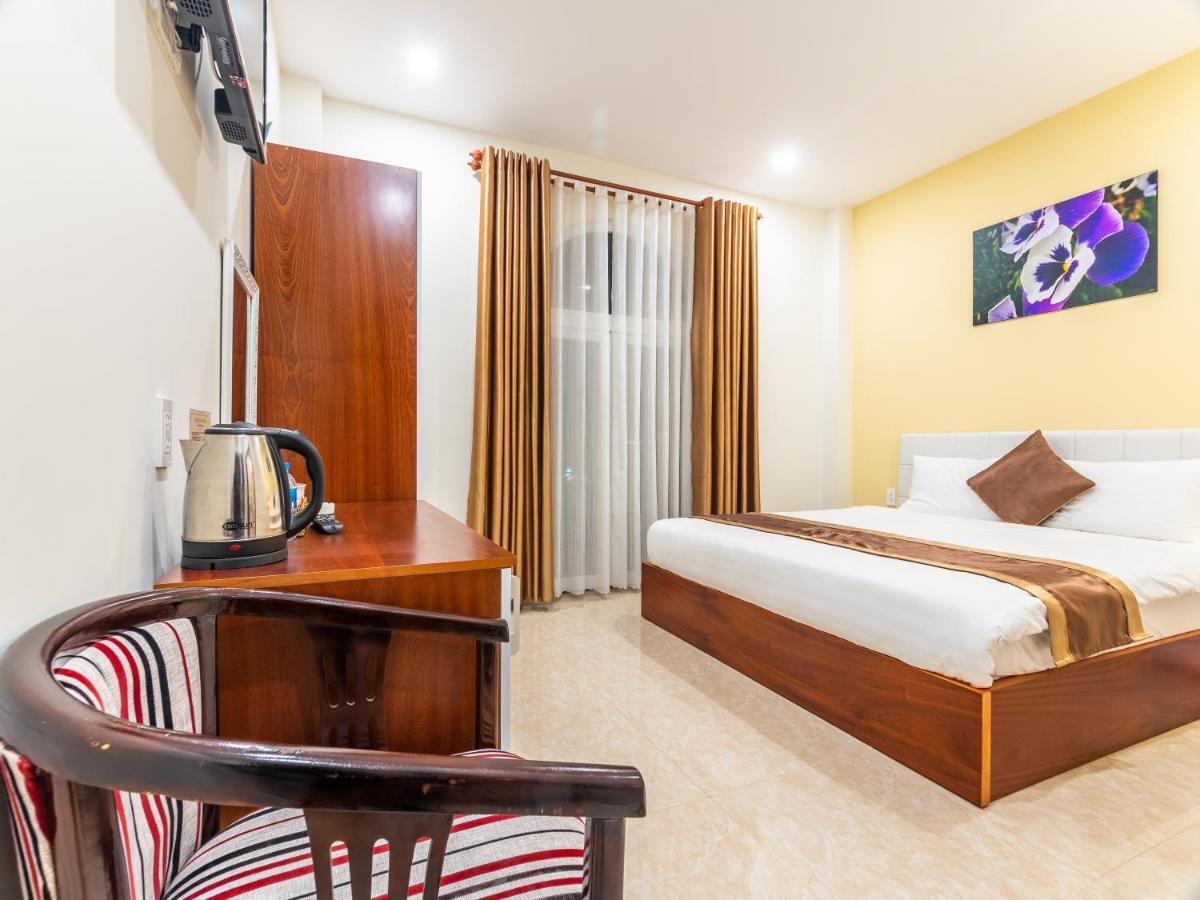 Aurora Hotel Dalat Esterno foto