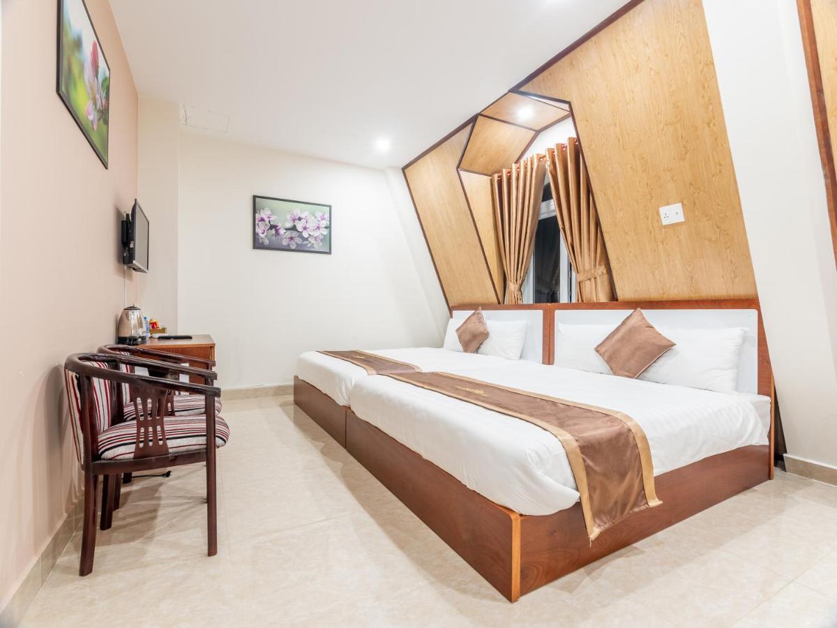 Aurora Hotel Dalat Esterno foto